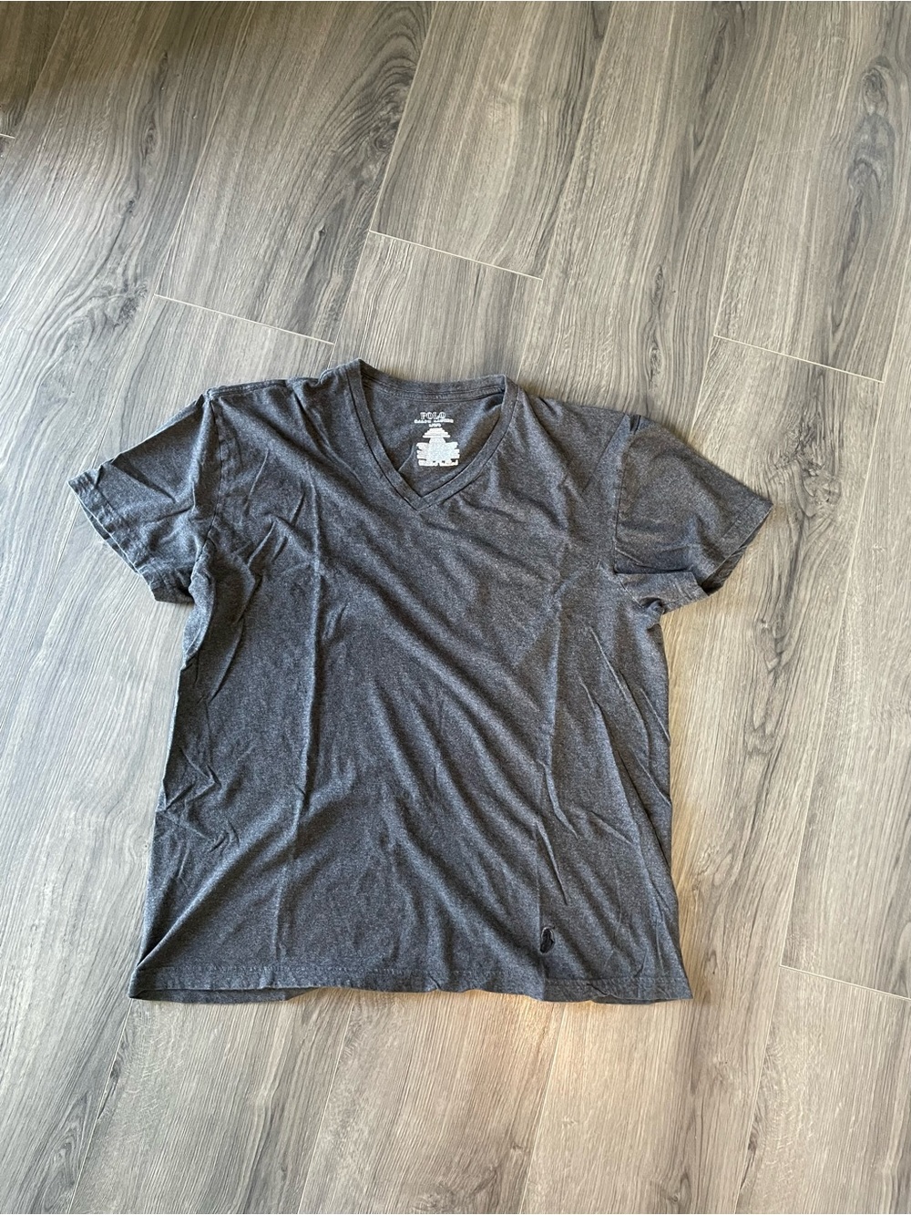 Polo Ralph Lauren grey v-neck t-shirt Men’s Size L Short Sleeve Tee Preppy Ivy